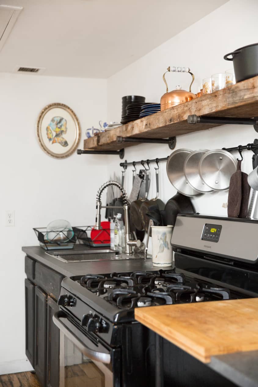 Brooklyn Home Tour A PlantFilled Red Hook Loft Apartment Therapy